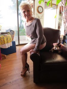 femme-devergondee-pour-jeune-homme-dans-le-51