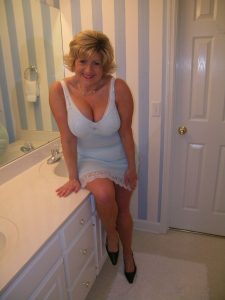 femme-mariee-cherche-rdv-sexe-dans-le-18