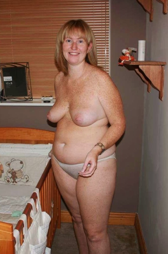 mature-nue-du-42-pour-jeune-mec-tbm