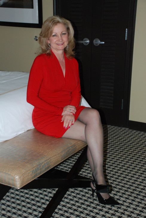 plan-cul-avec-une-mature-insatisfaite-du-68