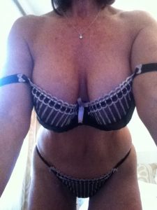 rdv-sexe-dans-le-66-avec-mature-celibataire