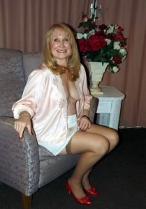 sexe-anal-pour-salope-cougar-du-64