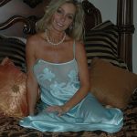 sexe-de-femme-a-lecher-sur-le-75