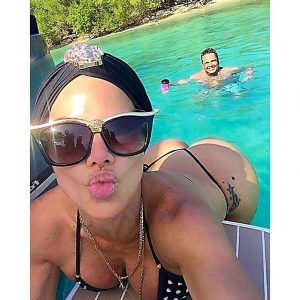 Amatrice jeune maman du 85 photo hot