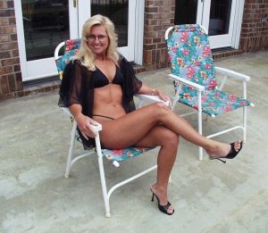 Mature nympho du 06 cherche jeune homme