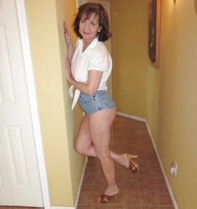 Mature nympho du 60 cherche jeune homme