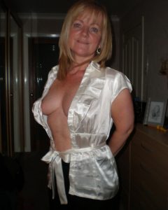 Nude et baise avec milf sexy du 22