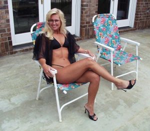 Mature nympho du 06 cherche jeune homme