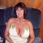 Mature nympho du 14 cherche jeune homme