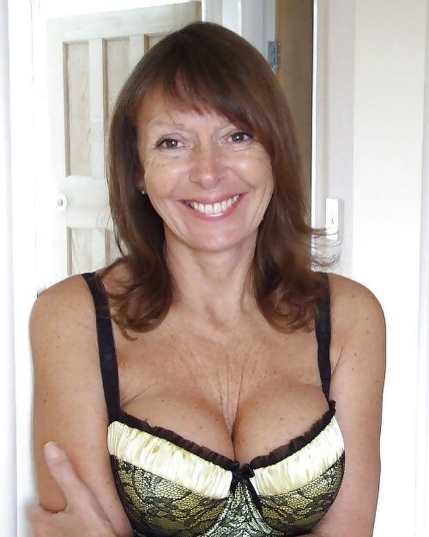 Photo de salope nympho du 83 mature